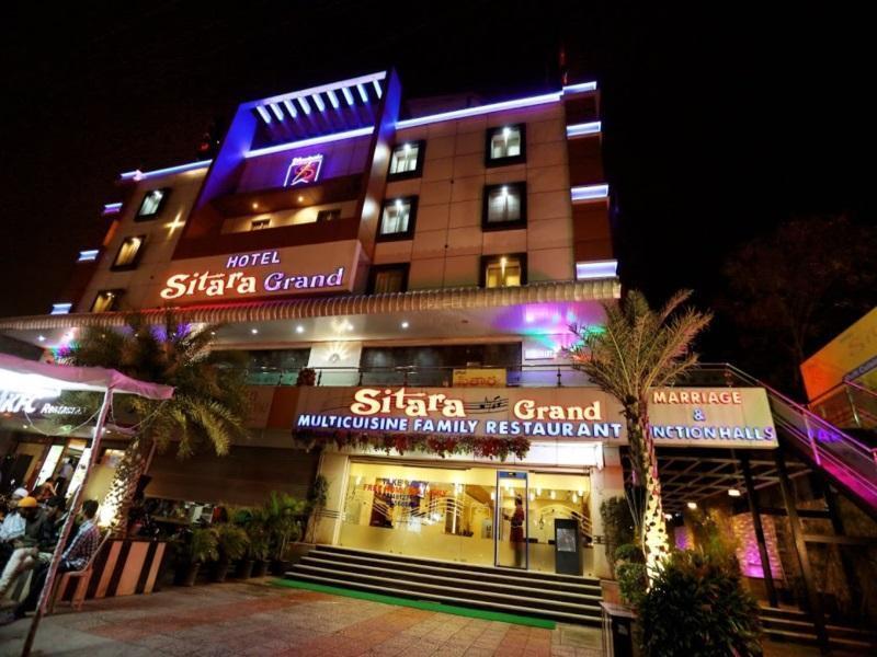 Hotel Sitara Grand Banjara Hills Hyderabad Esterno foto